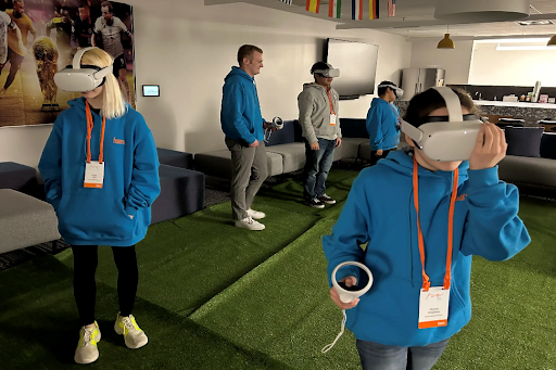 Amana Kicks off Third Year of Exclusive Partnership with Fiserv’s Future Techies Program